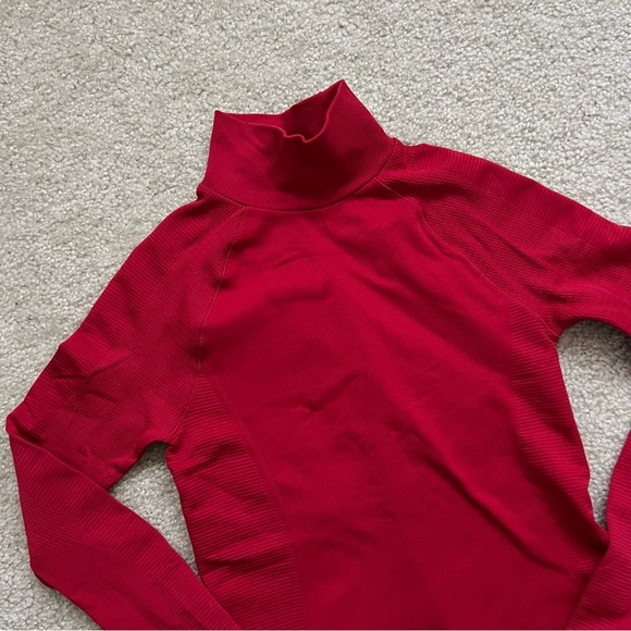 Athleta Women’s Turtleneck Long Sleeve Shirt Red Size Medium Stretch Active, - Picture 14 of 15